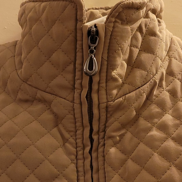 Tan jacket - Picture 4 of 5